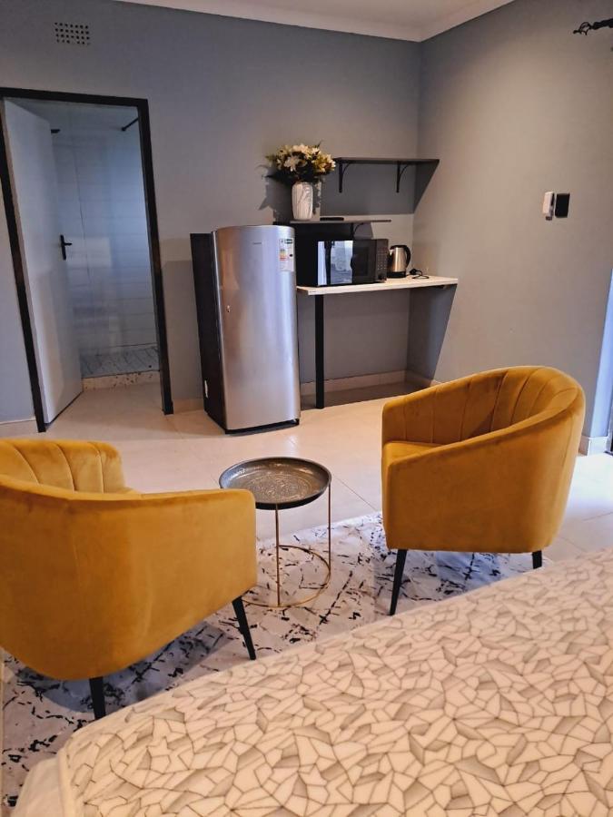 Mint Guesthouse Randfontein Ngoại thất bức ảnh