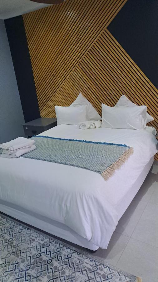 Mint Guesthouse Randfontein Ngoại thất bức ảnh